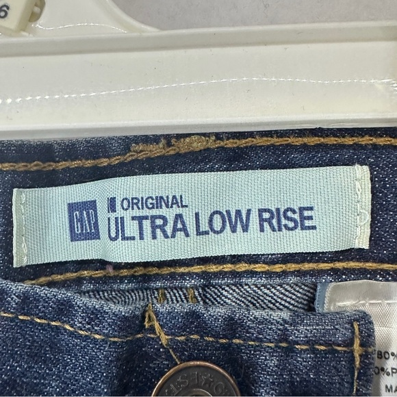 Gap Ultra Low Rise Bermuda Jean Shorts Womans Size 2 - Picture 4 of 14